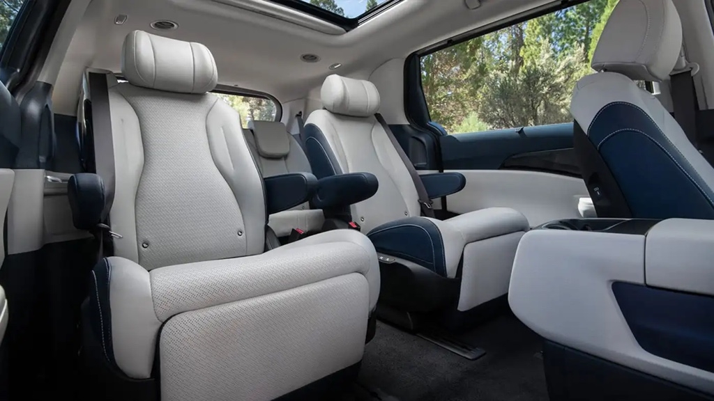 Banquette de 2e rangée amovible du Kia Carnival 2026.